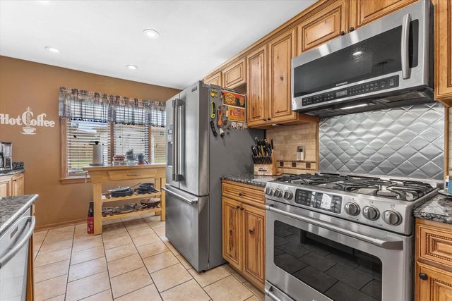 3732 S 75th STREET, Milwaukee, WI 53220