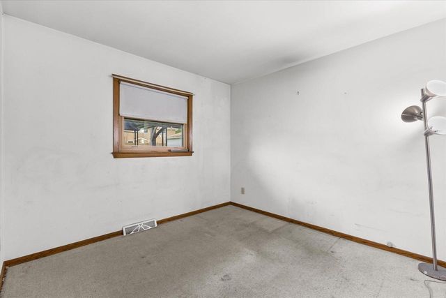 3732 S 75th STREET, Milwaukee, WI 53220