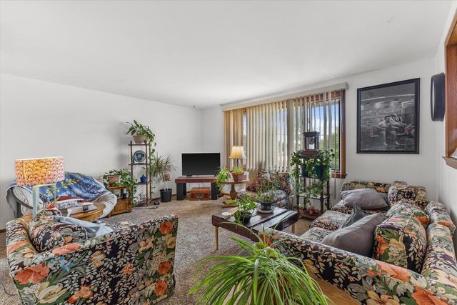 3732 S 75th STREET, Milwaukee, WI 53220