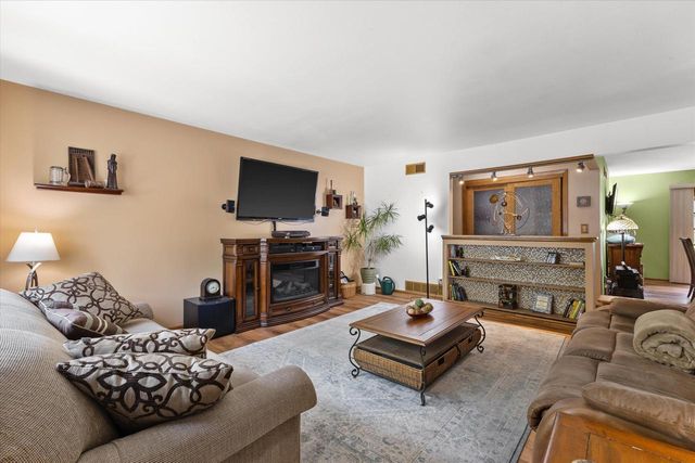 3732 S 75th STREET, Milwaukee, WI 53220