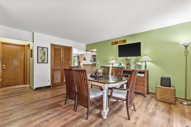 3732 S 75th STREET, Milwaukee, WI 53220