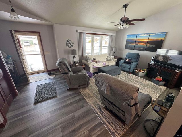 10595 Oriole Lane, Plymouth, IN 46563