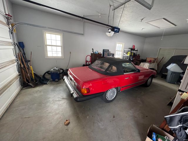 10595 Oriole Lane, Plymouth, IN 46563