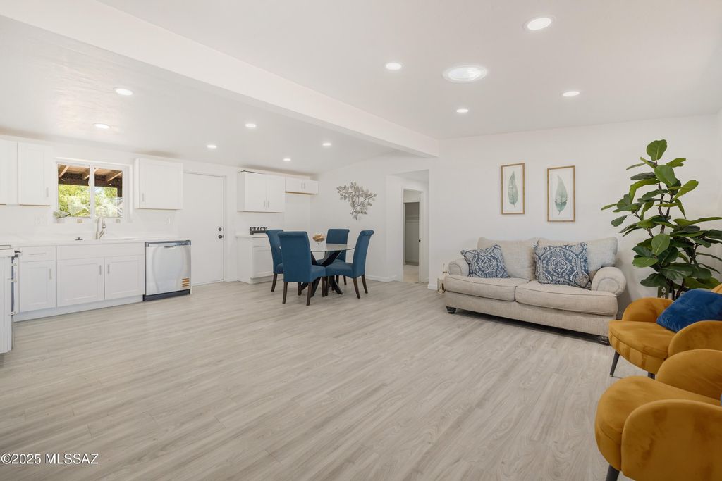 5202 E 24th Street, Tucson, AZ 85711