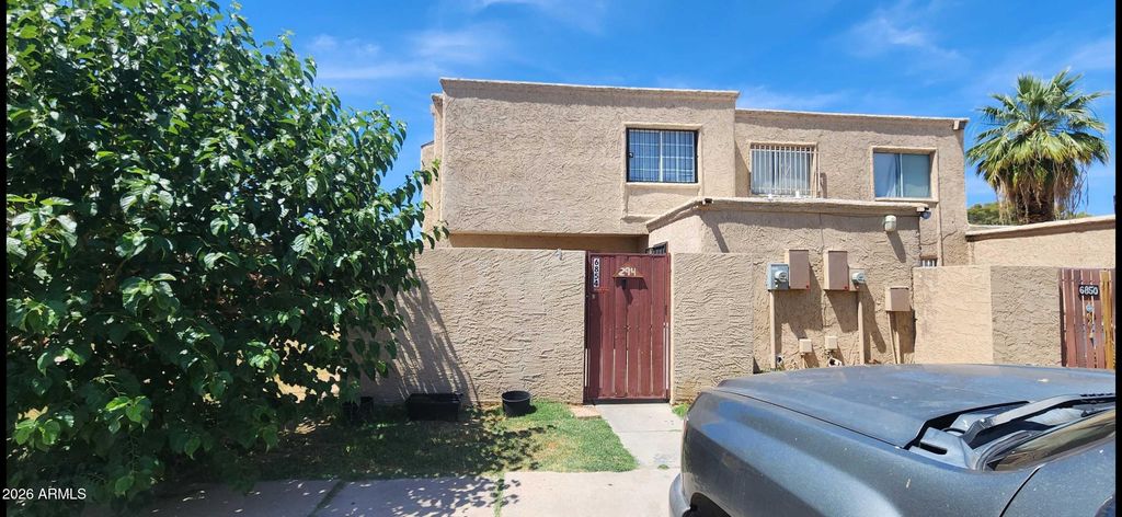 6854 W MONTEROSA Street, Phoenix, AZ 85033 — exterior