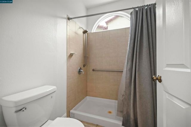 2241 Woodhill Dr, Pittsburg, CA 94565