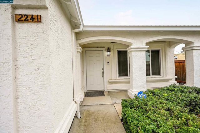 2241 Woodhill Dr, Pittsburg, CA 94565