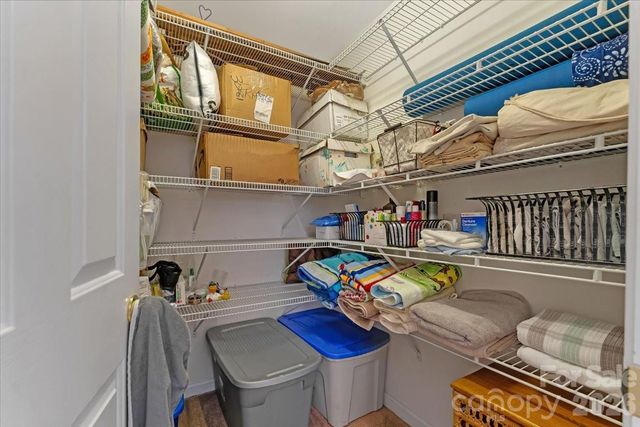 7948 Mariners Pointe Circle, Denver, NC 28037