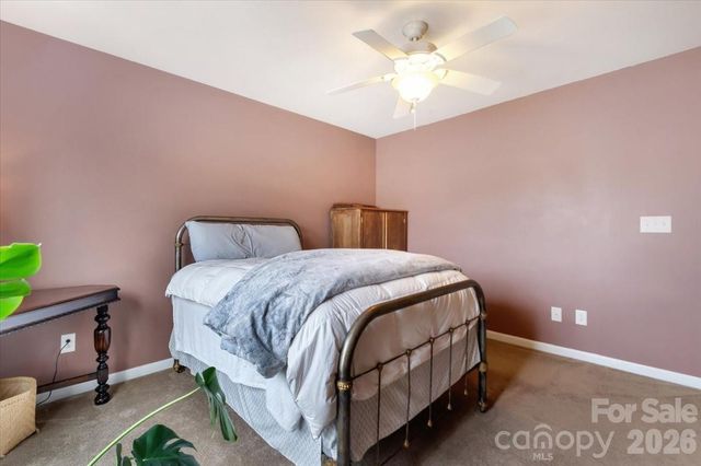 7948 Mariners Pointe Circle, Denver, NC 28037