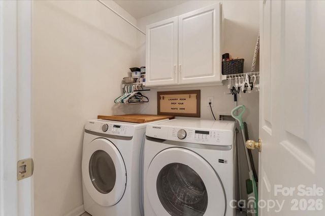 7948 Mariners Pointe Circle, Denver, NC 28037