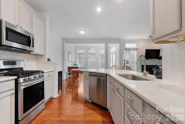 7948 Mariners Pointe Circle, Denver, NC 28037