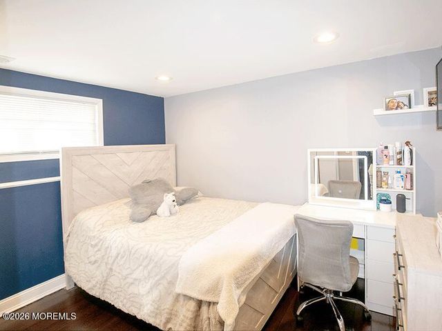 7 Whitehall Way, Manalapan, NJ 07726