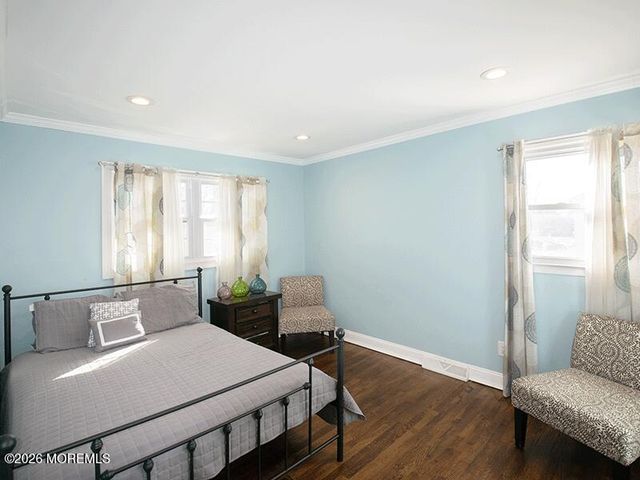 7 Whitehall Way, Manalapan, NJ 07726