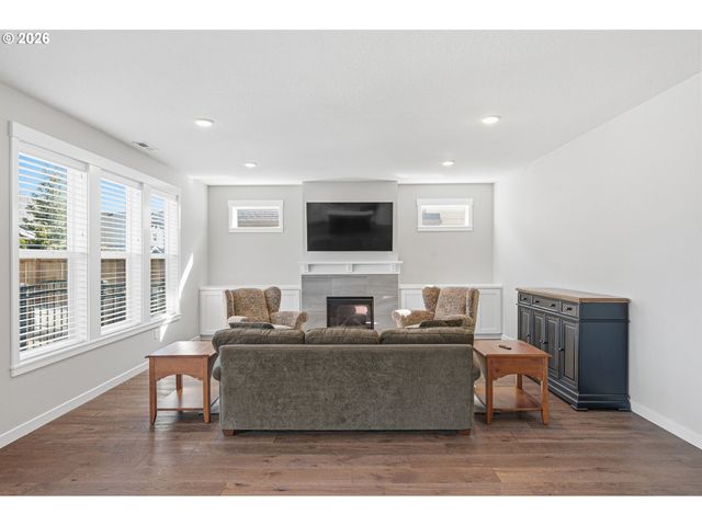 2212 Se 12TH Ave, Canby, OR 97013
