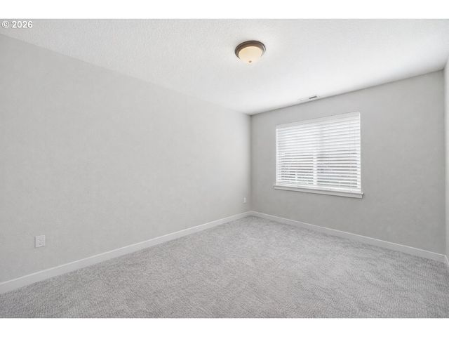 2212 Se 12TH Ave, Canby, OR 97013