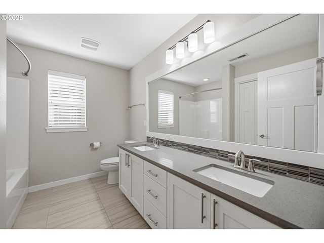 2212 Se 12TH Ave, Canby, OR 97013