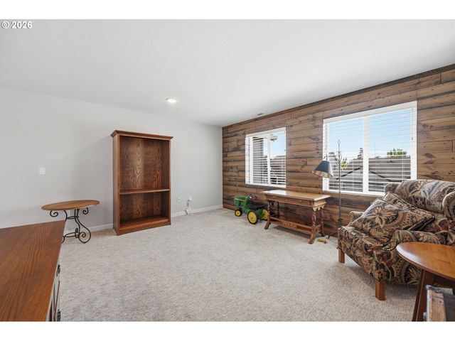 2212 Se 12TH Ave, Canby, OR 97013