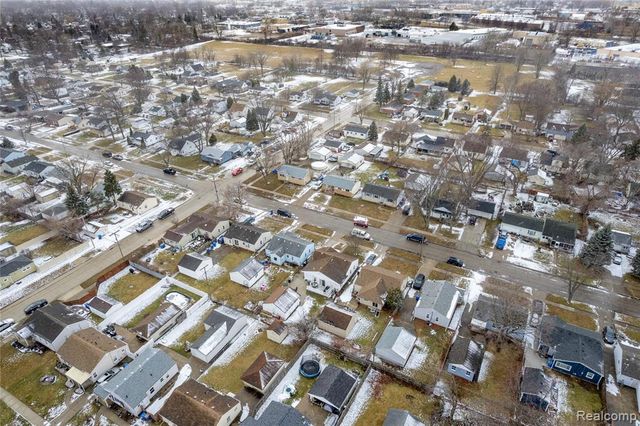 25540 Tecla Ave Avenue, Warren, MI 48089