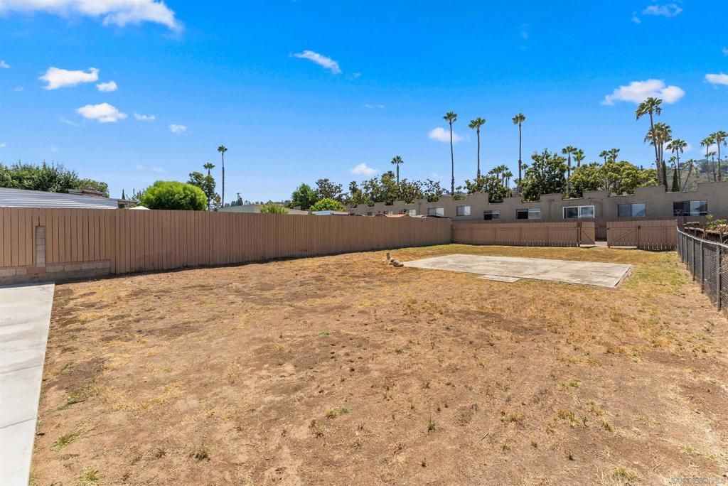 317 W Chase Ave W, El Cajon, CA 92020 — photo 4