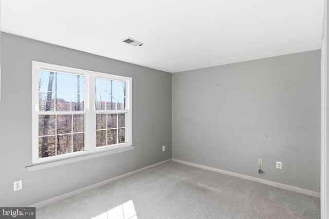 5680 WHITE DOVE LN, Clifton, VA 20124