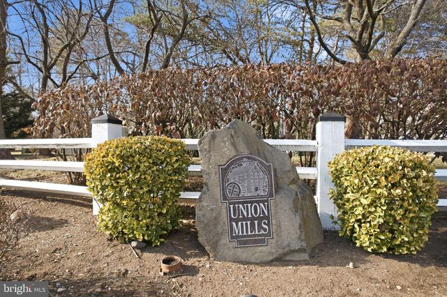 5680 WHITE DOVE LN, Clifton, VA 20124