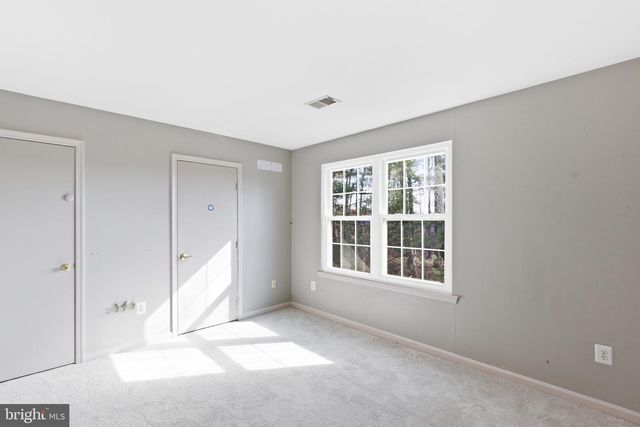 5680 WHITE DOVE LN, Clifton, VA 20124