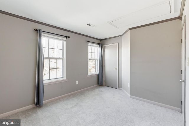 5680 WHITE DOVE LN, Clifton, VA 20124