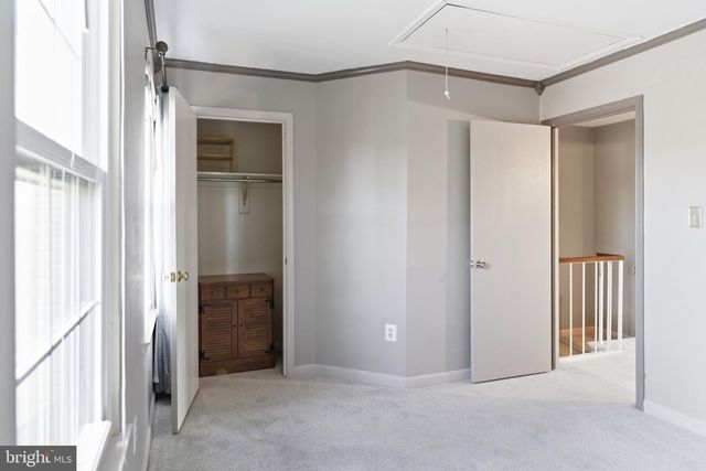 5680 WHITE DOVE LN, Clifton, VA 20124