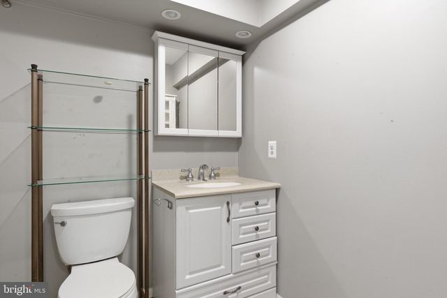 5680 WHITE DOVE LN, Clifton, VA 20124