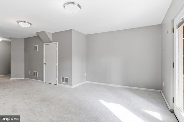 5680 WHITE DOVE LN, Clifton, VA 20124