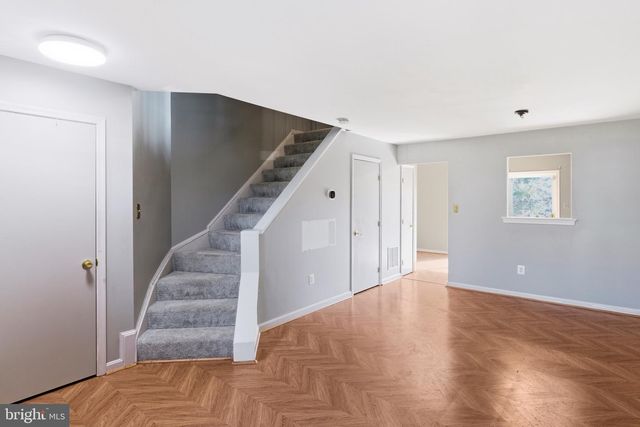 5680 WHITE DOVE LN, Clifton, VA 20124