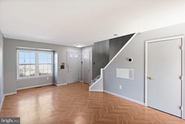 5680 WHITE DOVE LN, Clifton, VA 20124