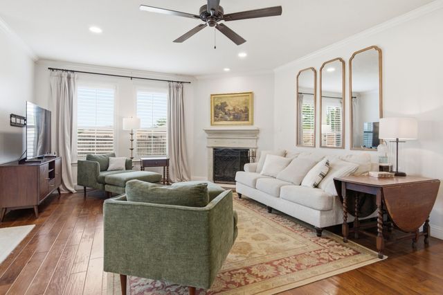 5801 Valley Haven Way, Fort Worth, TX 76244