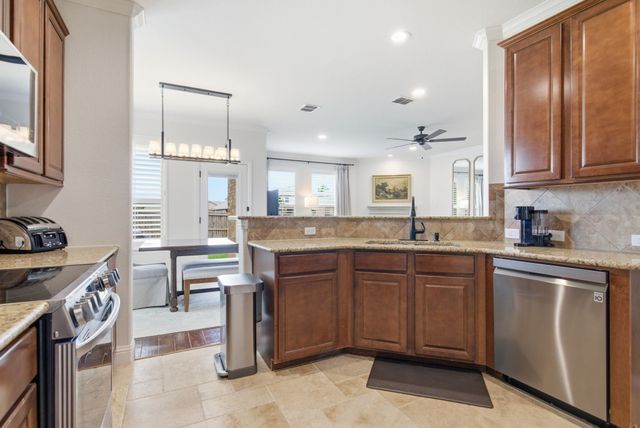 5801 Valley Haven Way, Fort Worth, TX 76244