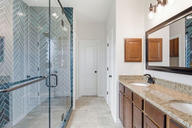 5801 Valley Haven Way, Fort Worth, TX 76244