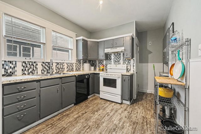 539 Garfield Avenue NW, Grand Rapids, MI 49504