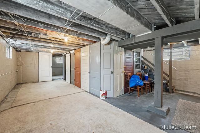 539 Garfield Avenue NW, Grand Rapids, MI 49504