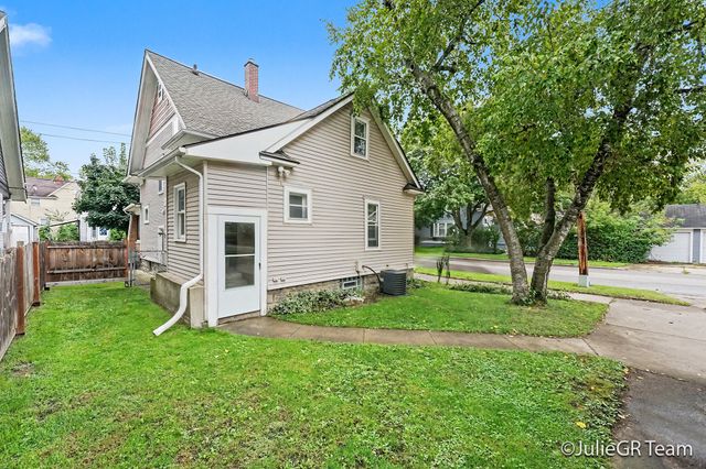 539 Garfield Avenue NW, Grand Rapids, MI 49504