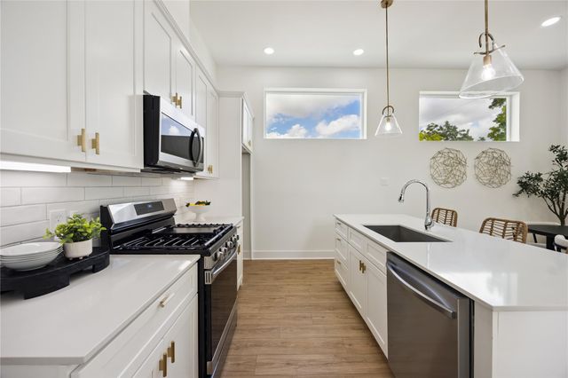 835 Rachel Street D, Houston, TX 77091