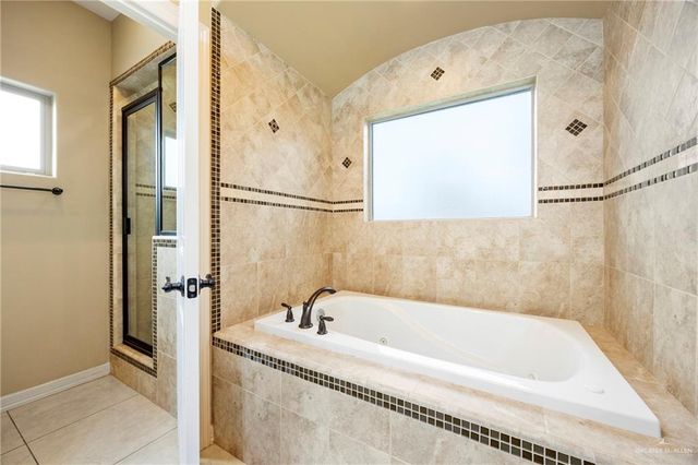 3705 Thunderbird Avenue, Mcallen, TX 78504