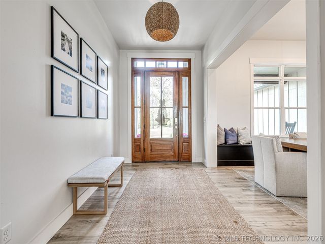 138 Eagles Nest Drive, Eufaula, OK 74432