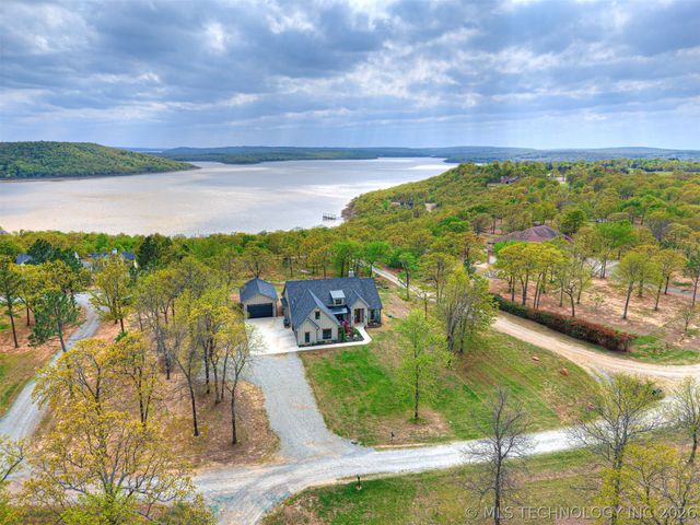 138 Eagles Nest Drive, Eufaula, OK 74432