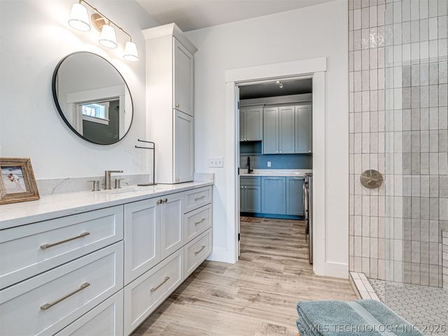 138 Eagles Nest Drive, Eufaula, OK 74432