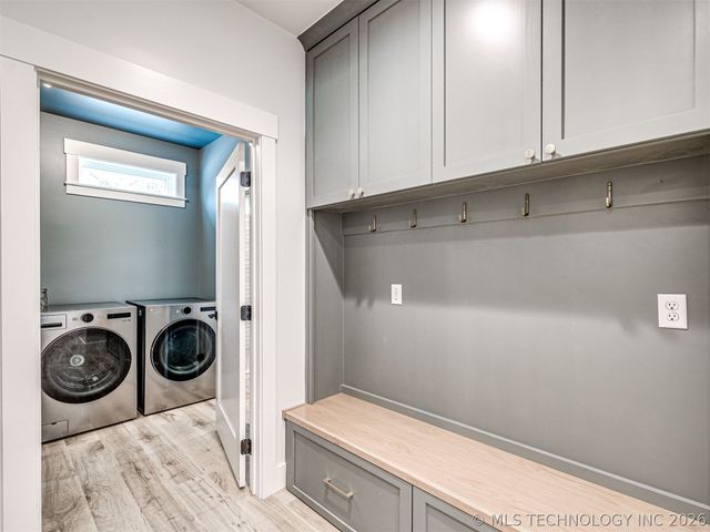 138 Eagles Nest Drive, Eufaula, OK 74432