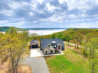 138 Eagles Nest Drive, Eufaula, OK 74432