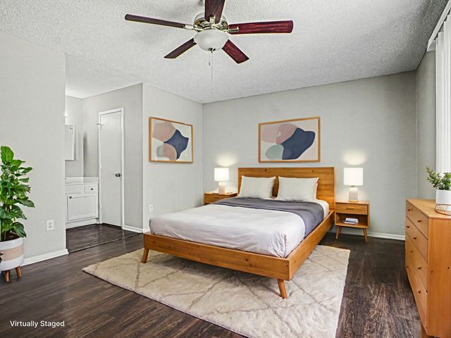 1702 Crimson Court, Arlington, TX 76018