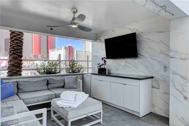 2700 Las Vegas Boulevard 2107, Las Vegas, NV 89109