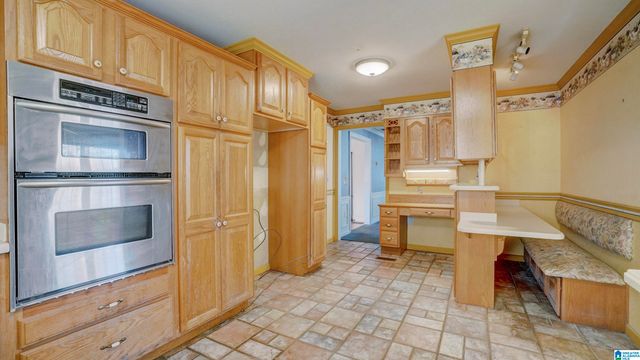 526 COUNTY ROAD 125, Heflin, AL 36264