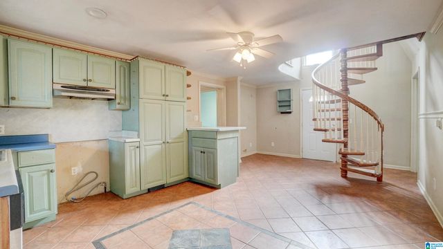 526 COUNTY ROAD 125, Heflin, AL 36264