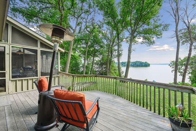 24150 E Cedar Lake Drive, New Prague, MN 56071